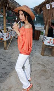 Eva Decastelo feet photo thumbnail