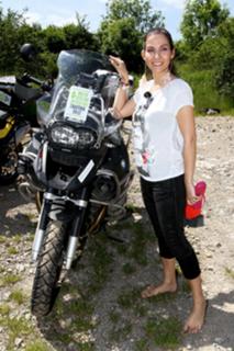 Eva Decastelo feet photo thumbnail