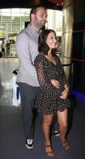Eva Decastelo feet photo thumbnail