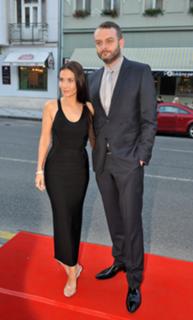 Eva Decastelo feet photo thumbnail
