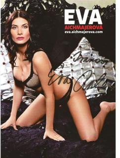 Eva Decastelo feet photo thumbnail