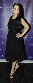 Eva Decastelo feet photo thumbnail