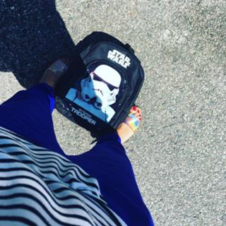 Eva Decastelo feet photo thumbnail