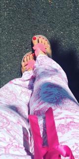 Eva Decastelo feet photo thumbnail
