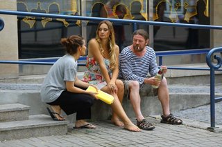Eva Decastelo feet photo thumbnail