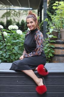 Eva Decastelo feet photo thumbnail