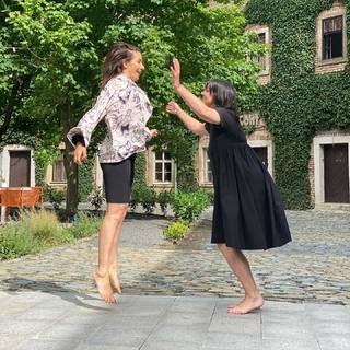 Eva Decastelo feet photo thumbnail