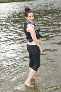 Eva Decastelo feet photo thumbnail