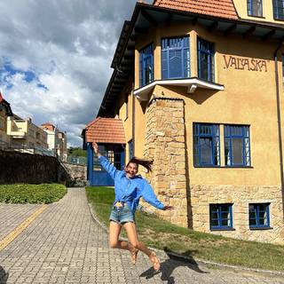 Eva Decastelo feet photo thumbnail