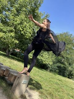 Eva Decastelo feet photo thumbnail