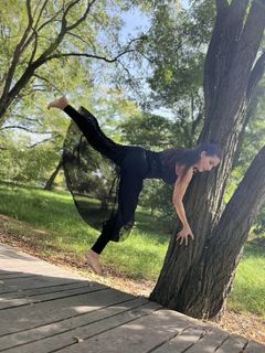 Eva Decastelo feet photo thumbnail