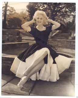 Eva Gabor feet photo 18