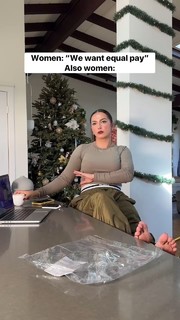 Eva Gabriel feet photo thumbnail