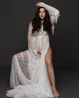 Eva Gabriel feet photo thumbnail