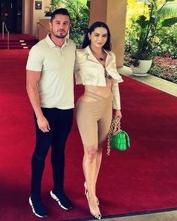 Eva Gabriel feet photo thumbnail