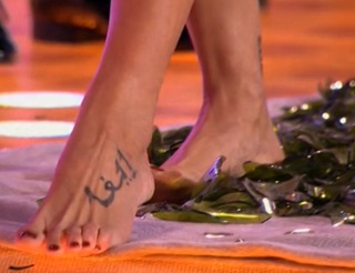 Eva González feet photo 4
