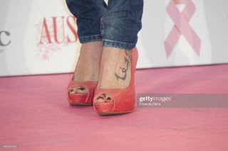 Eva González feet photo 14