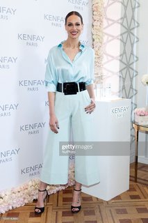 Eva González feet photo 10
