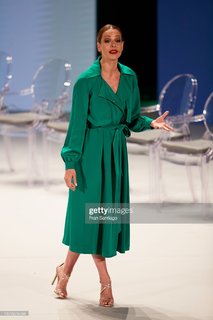 Eva González feet photo 5