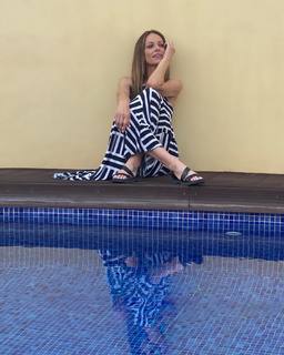 Eva González feet photo 13