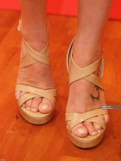 Eva González feet photo 20