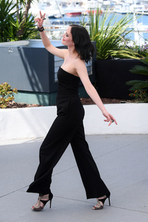 Eva Green feet photo thumbnail