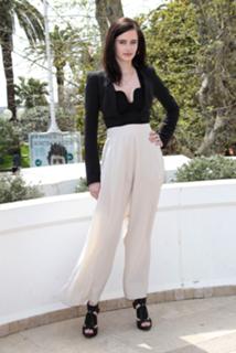 Eva Green feet photo thumbnail
