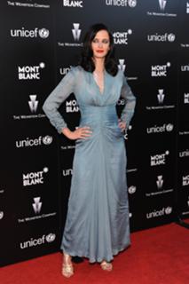 Eva Green feet photo thumbnail