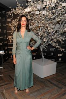 Eva Green feet photo thumbnail