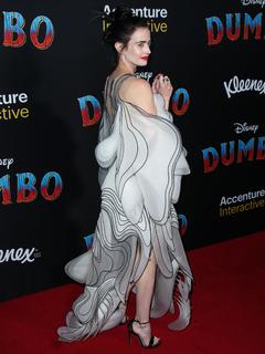 Eva Green feet photo thumbnail