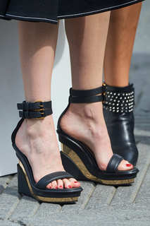 Eva Green feet photo thumbnail