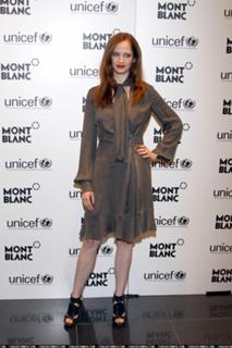 Eva Green feet photo thumbnail