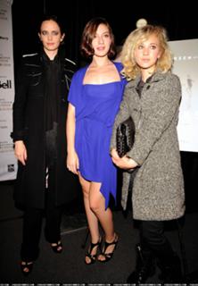 Eva Green feet photo thumbnail