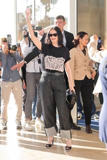 Eva Green feet photo thumbnail