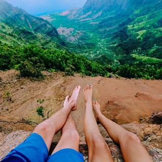 Eva Gutowski feet photo 8