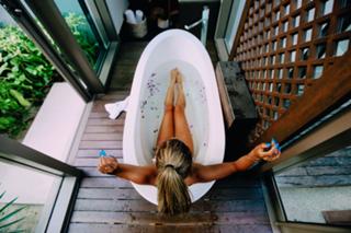 Eva Gutowski feet photo 11