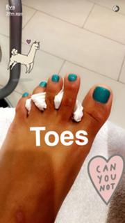 Eva Gutowski feet photo 19
