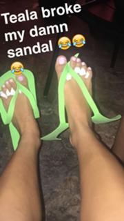 Eva Gutowski feet photo 13