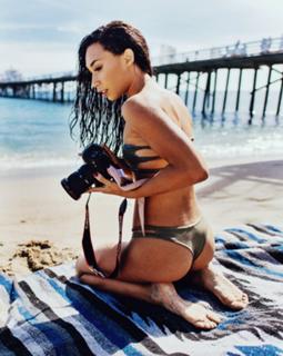 Eva Gutowski feet photo 13