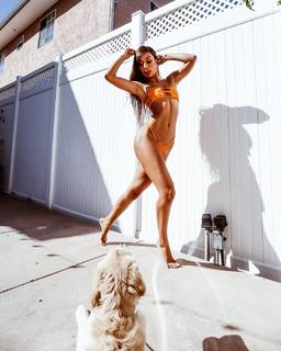 Eva Gutowski feet photo 4