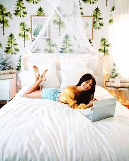Eva Gutowski feet photo 18