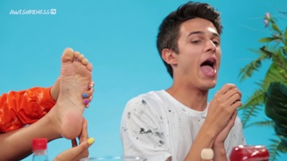 Eva Gutowski feet photo 20