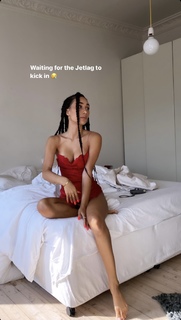 Eva Gutowski feet photo 9