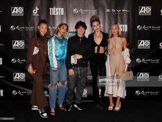 Eva Gutowski feet photo 9