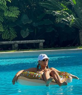 Eva Gutowski feet photo 5