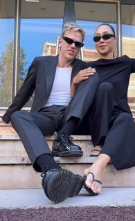 Eva Gutowski feet photo 8