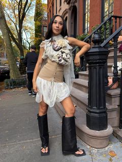 Eva Gutowski feet photo 7