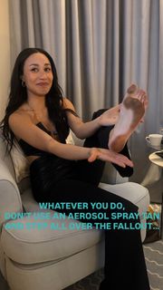 Eva Gutowski feet photo 5