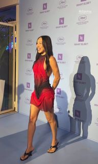 Eva Gutowski feet photo 3