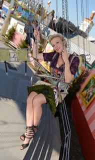 Eva Habermann feet photo thumbnail